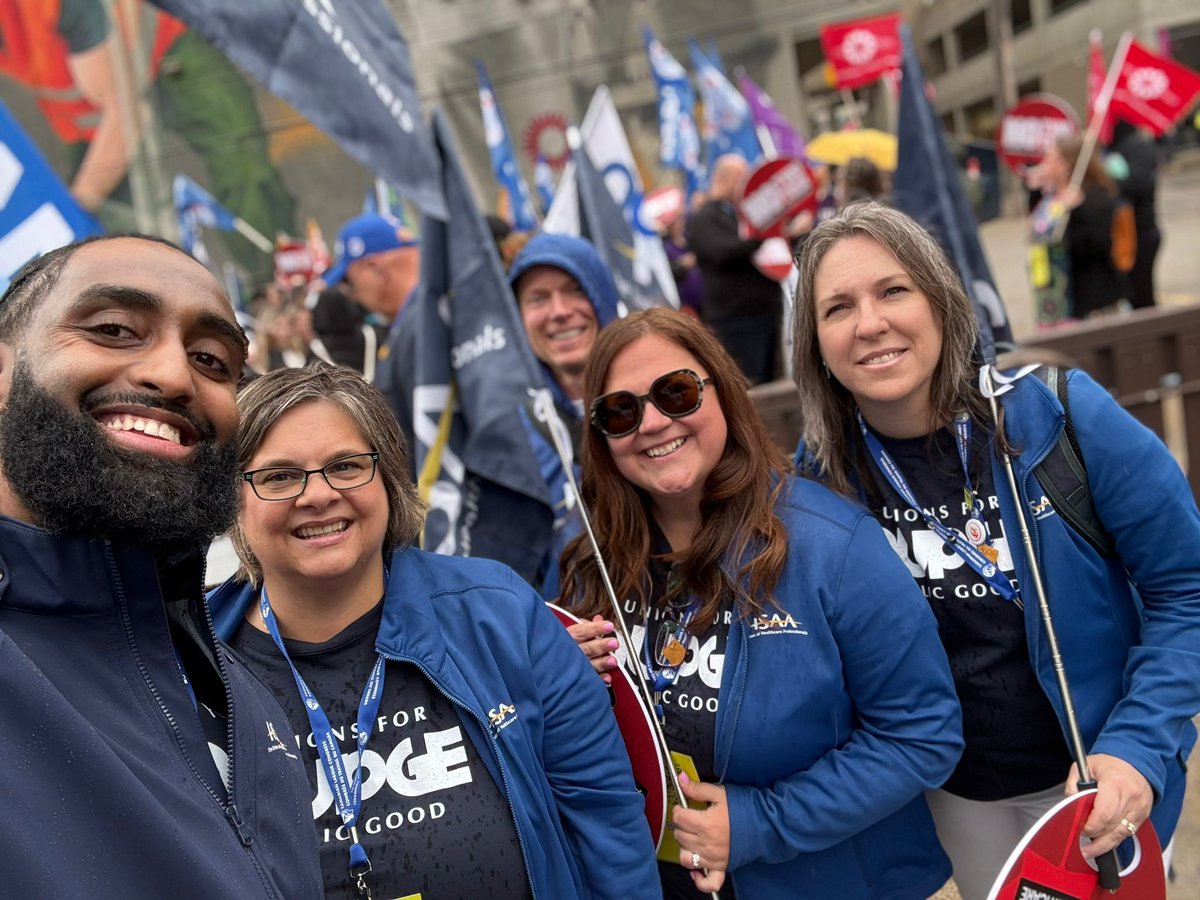 HSAAlberta's tweet photo. HSAA is proud to represent Alberta’s health professionals through our @NUPGE
 affiliation, in Winnipeg at the @CanadianLabour
Congress Convention. We are part of a strong community of  Canadian unions, advancing health, safety and fair wages for workers from across the country. https://t.co/dugSM60Amt