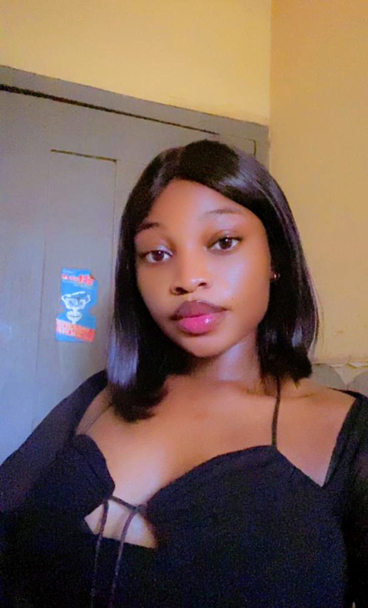 Northern_Trybe's tweet photo. 🙂🙂. Fine girl like me no get money 😔😔 https://t.co/sgs07KCENC