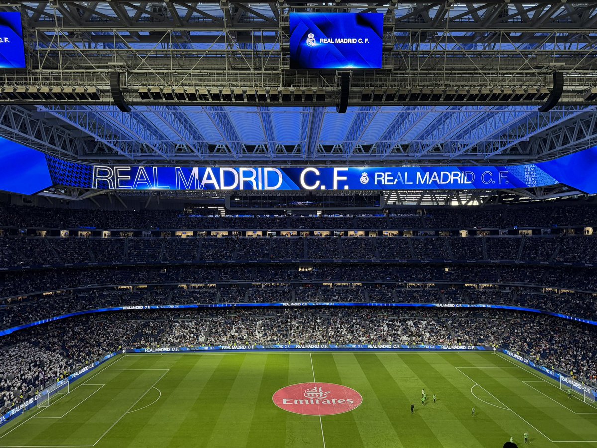 19WilliamC's tweet photo. Hala Madrid https://t.co/olo6Owff9A