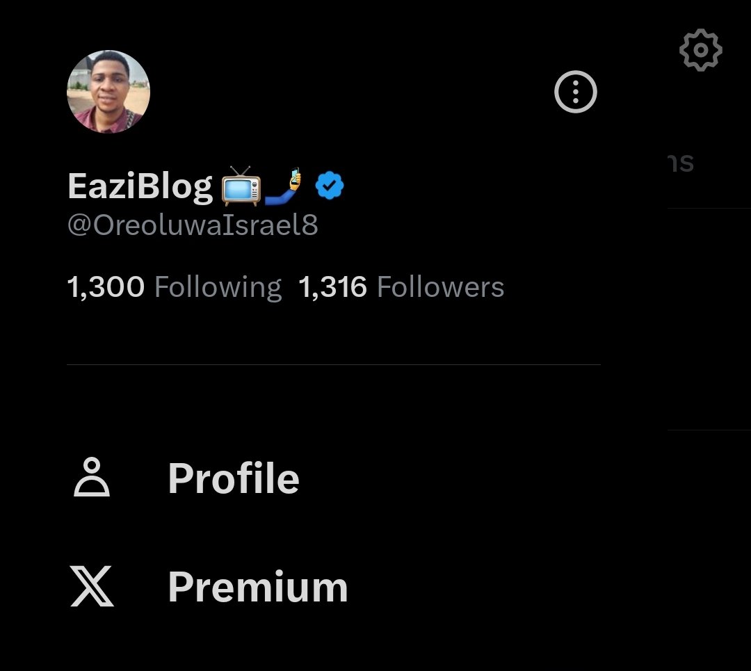 OreoluwaIsrael8's tweet photo. Finallyyy bluetick is here😋❤
After how many days of reviews. https://t.co/imzgF7roEj