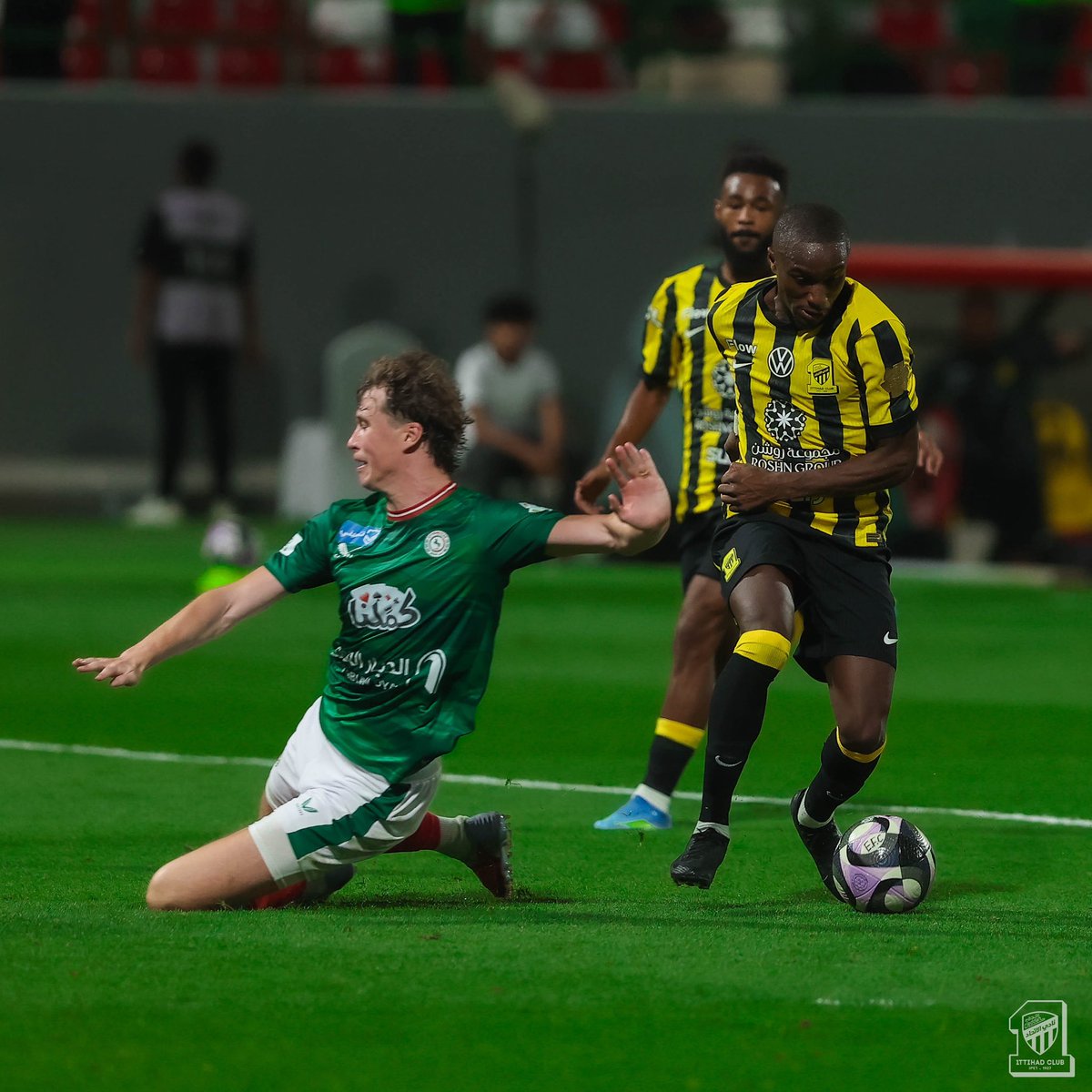 ITTI MANIA - اتي مانيا tweet media