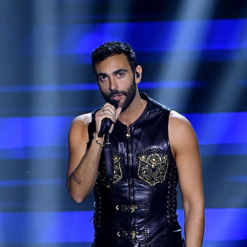 SoniLor_'s tweet photo. Quando lo ordini su Wish e quando ti arriva a casa
#eurovision #escita https://t.co/2WMyqE571E