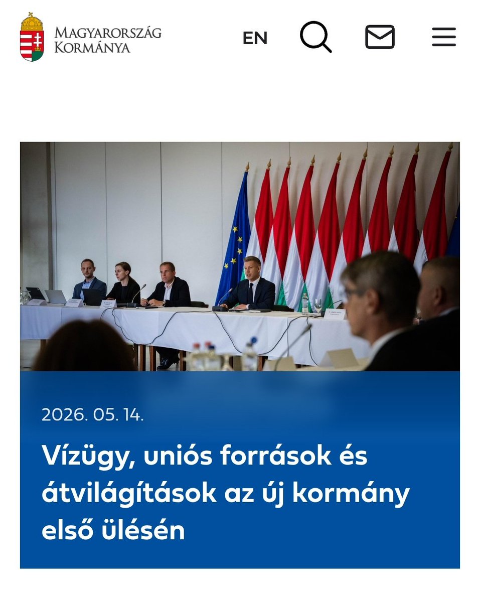 eltebtkcore's tweet photo. na kellett par nap, de rajottek, hogy nem tul szerencses kvazi kormanyzati kommunikaciot folytatni a part betutipusaval 🥀

viszont valaszthattak volna vmi kevesbe okadek fontot 😭✌️

a jelenlegi (uj) kormanyzati arculat+betutipus egyebkent egesz jo sztem, akar meg is tarthato 🤷‍♂️ https://t.co/Xbe26aQeNM