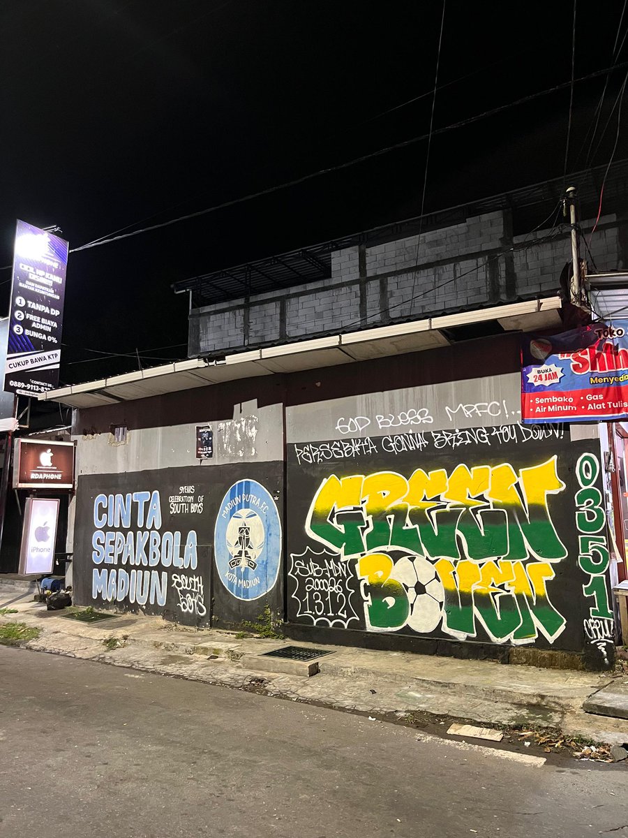 PERSEBAYA BOVEN ALLES! tweet media