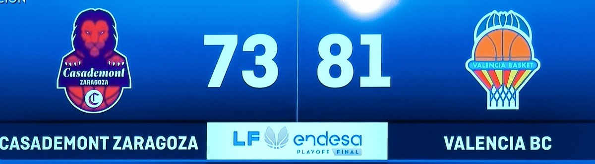 Sergbar's tweet photo. ¡Pues nada, chicas, toca ganar en Valencia! Y, ¡ojo!, que @casademontBZ no ha perdido nunca en el Roig Arena! ¡Vamoooosss! #Rasmia
#CasademontBZ ❤️🖤 https://t.co/pNUJlMOgYA