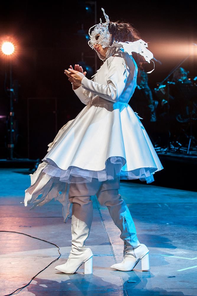björk archive tweet media