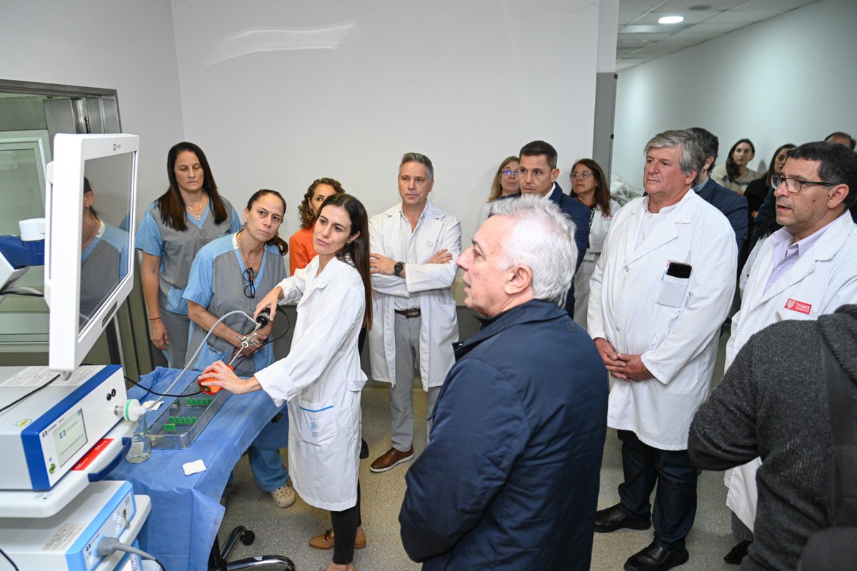 ZamoraJulio's tweet photo. Seguimos fortaleciendo la salud pública en Tigre con más tecnología y mejores espacios de atención. Incorporamos un nuevo histeroscopio en el Hospital Materno Infantil y avanzamos con la ampliación de las terapias intensivas para cuidar a cada vecino y vecina.

#RecorriendoTigre https://t.co/p1we1wwuQd