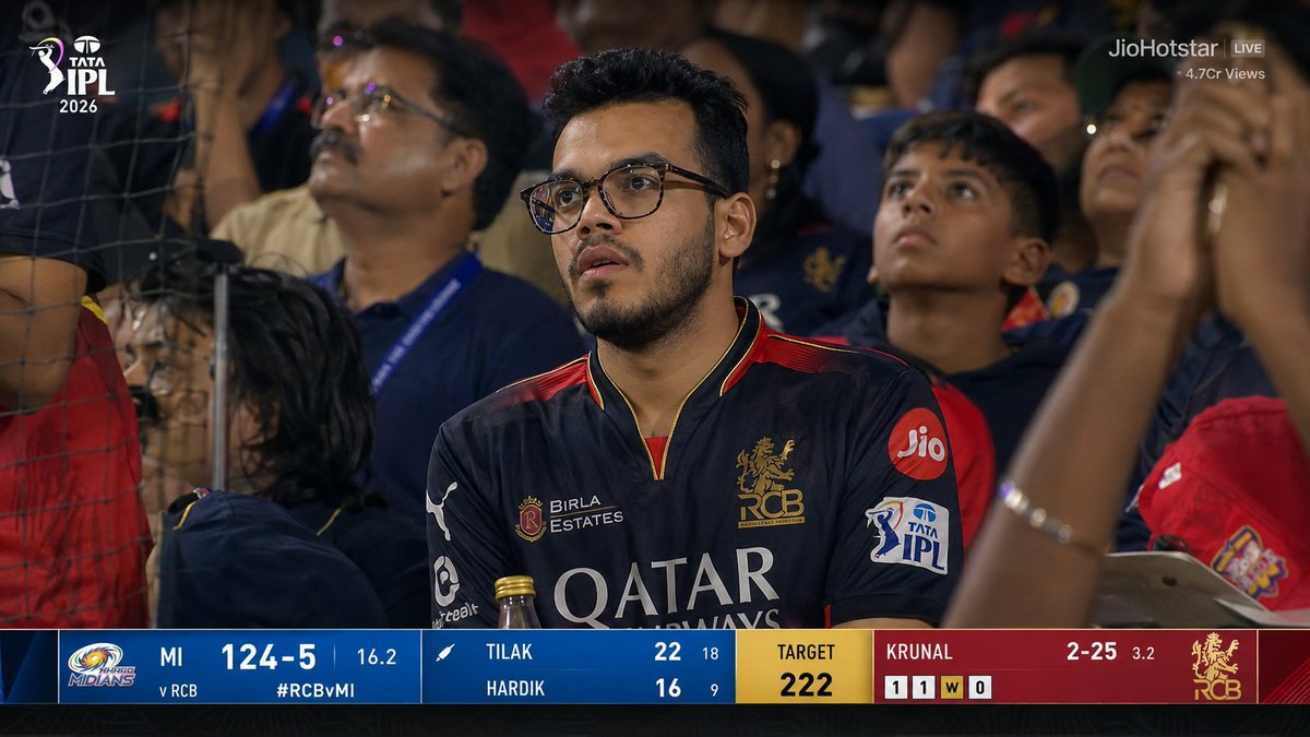 BearMaveric's tweet photo. RCB forever ♾️ https://t.co/iQekcvTa9Z
