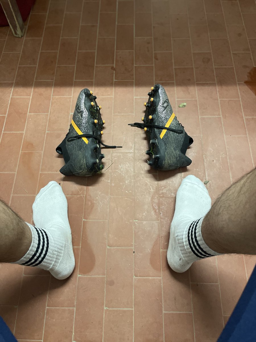 GridironFeet tweet media