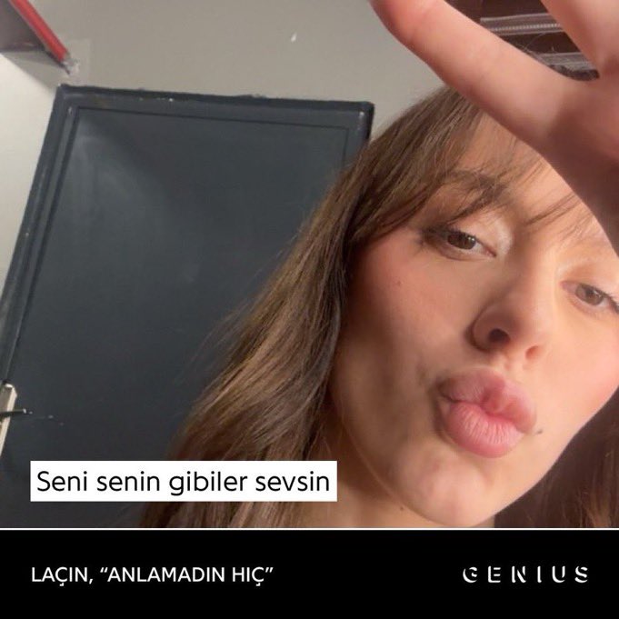 alya tweet media
