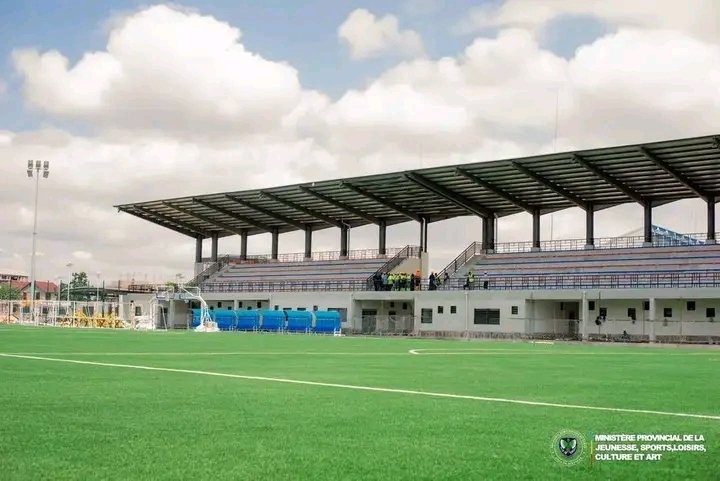Legranddie51561's tweet photo. Le stade Étienne Tshisekedi est un exploit qui mérite nos encouragements. Le ministre des Sports,@DidierBudimbu, vient de se démarquer.
Ce stade , nouvellement construit pour les jeunes talents, est un bijou qui témoigne de la bonne volonté en faveur du bien-être communautaire. https://t.co/Ep7O19GihM