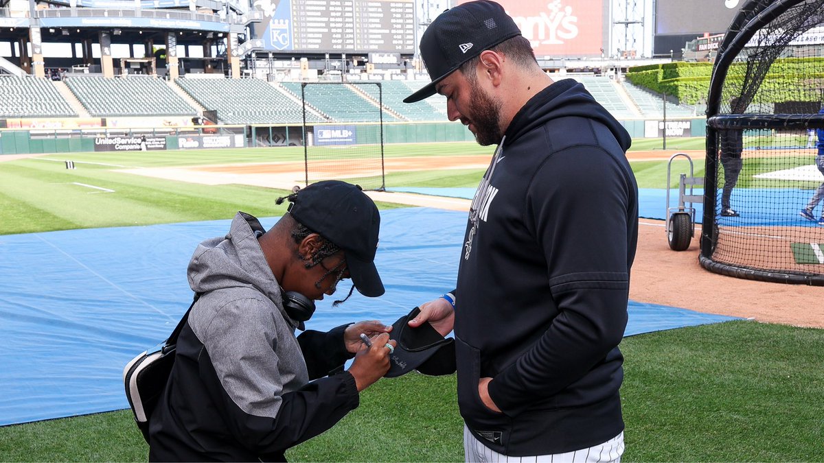 White Sox Charities tweet media