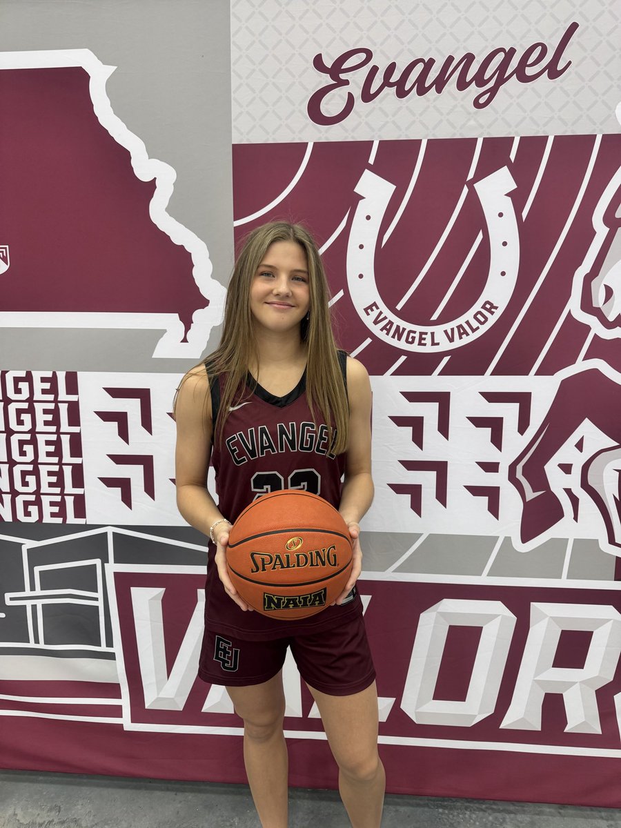 millison_pearl's tweet photo. thank you @coachmjwallace and @EvangelWBB for an amazing visit!! https://t.co/2aBoTDk9Bl