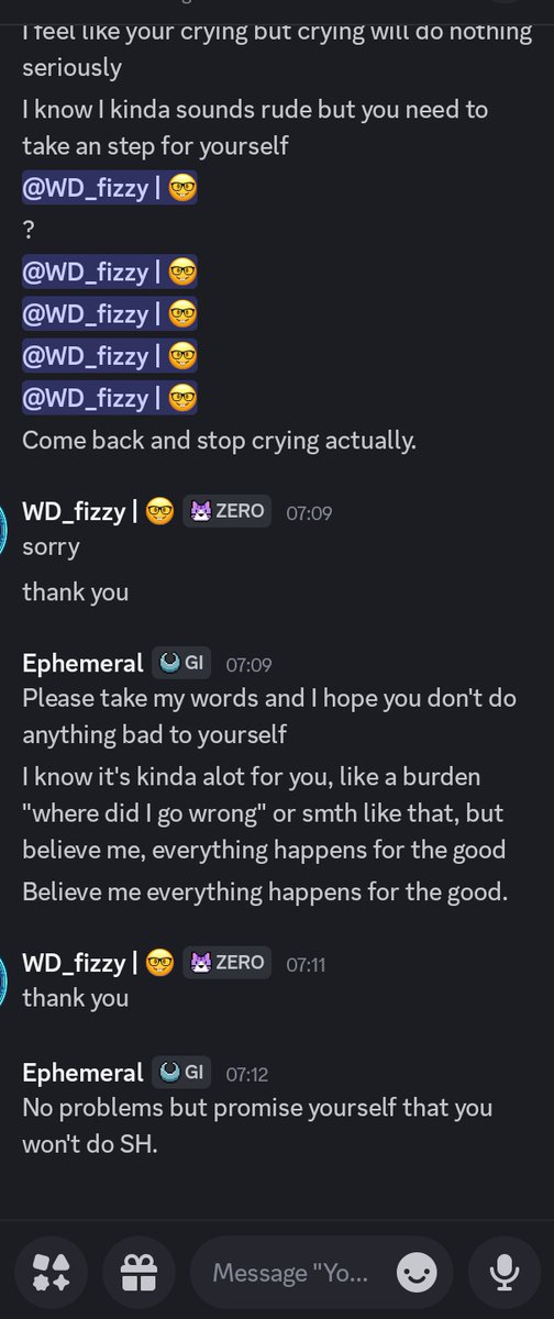 Chillluser's tweet photo. @psyuttik It's just me giving life advice to a guy while I'm gonna have exams in a few hours and I was literally in my worst state https://t.co/MkFCOmjaTG