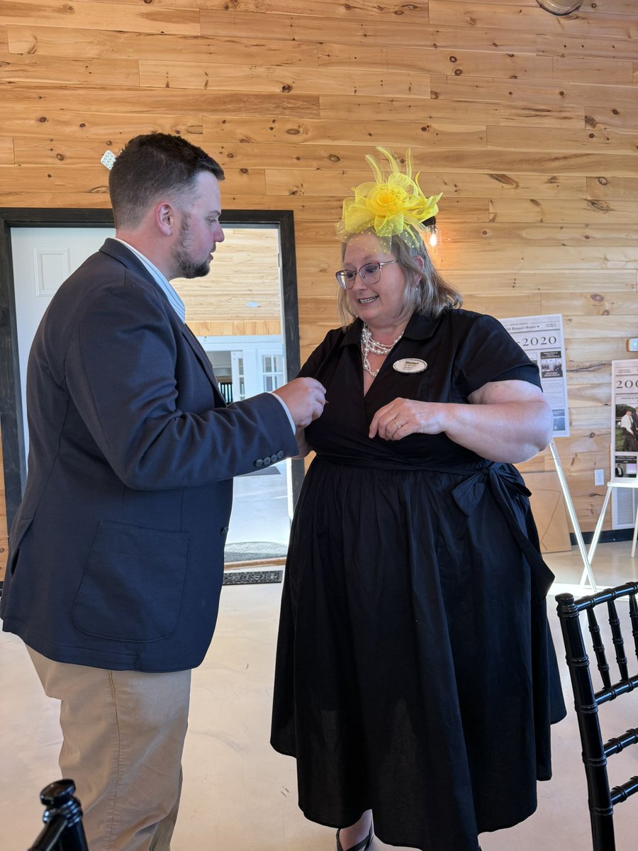 KDCodyTN's tweet photo. We had a wonderful night at the 75th Celebration for the Cocke County Chamber of Commerce at the Estate at Sweetwater Creek.

Meeting business leaders, community servants, &amp; supporters of HD11's economy was valuable &amp; we are working hard to be their voice. 🇺🇸 #VoteKennyCody2026 https://t.co/mnrNMUl6xi