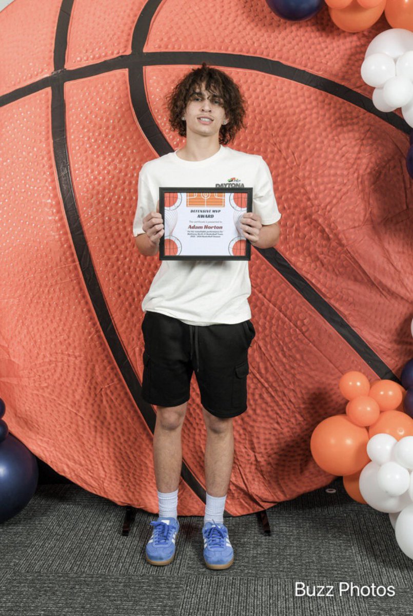 MNHS Bulldogs Boys Basketball tweet media