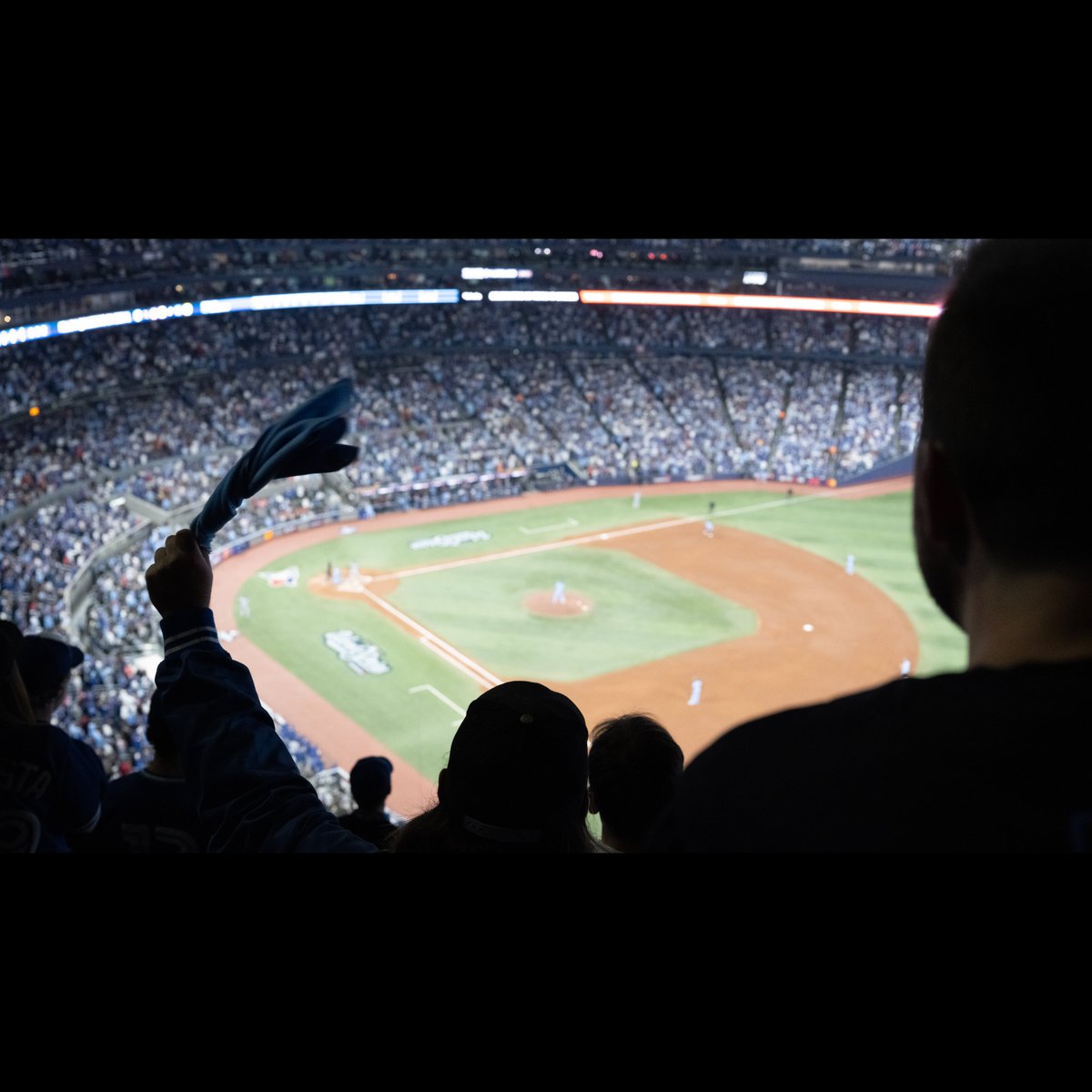 StockmoreImages's tweet photo. The Night Toronto Held Its Breath.

Game 6.
World Series.
Toronto.

More than 44,000 fans inside Rogers Centre rising together after every pitch, every swing, every possibility.

This wasn’t just baseball. It was tension, noise, belief, and a city sharing the same heartbeat for one unforgettable October night.

Real moments. Real atmosphere. Real emotion.

There’s more to life with Stockmore.

#WorldSeries #Game6 #BlueJays #Toronto #MLB #OctoberBaseball #SportsPhotography #EditorialPhotography #AuthenticPhotography #Stockmore