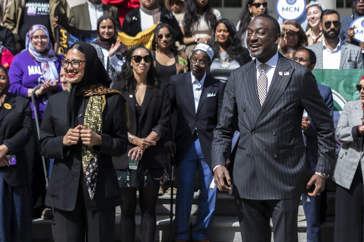 NYCCouncil's tweet photo. Council Members joined Muslim community organizations for the 6th annual Muslim Day at City Hall! 

From language access to hate crime prevention, together we are fighting for a safer and more affordable NYC. https://t.co/McUfJeREJD