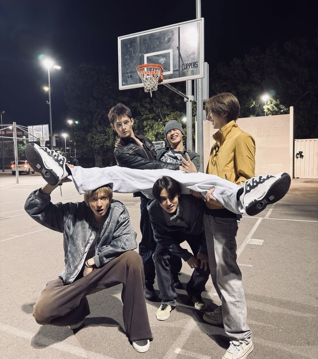 𝐬𝐲𝐚☆ tweet media