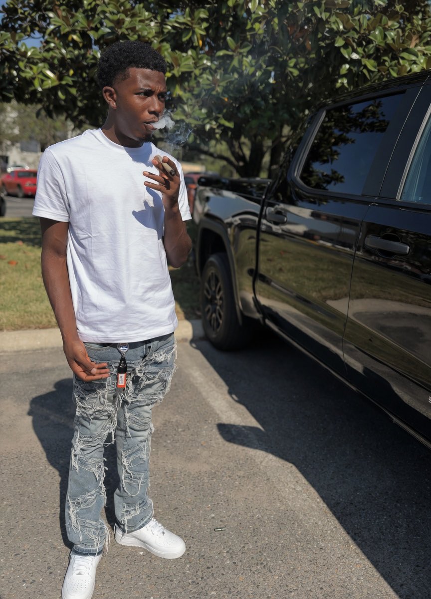 48jayyyy's tweet photo. Fin get a li More active on here fwm #fyp  #new #NewCreators https://t.co/xlLmsRJQPV