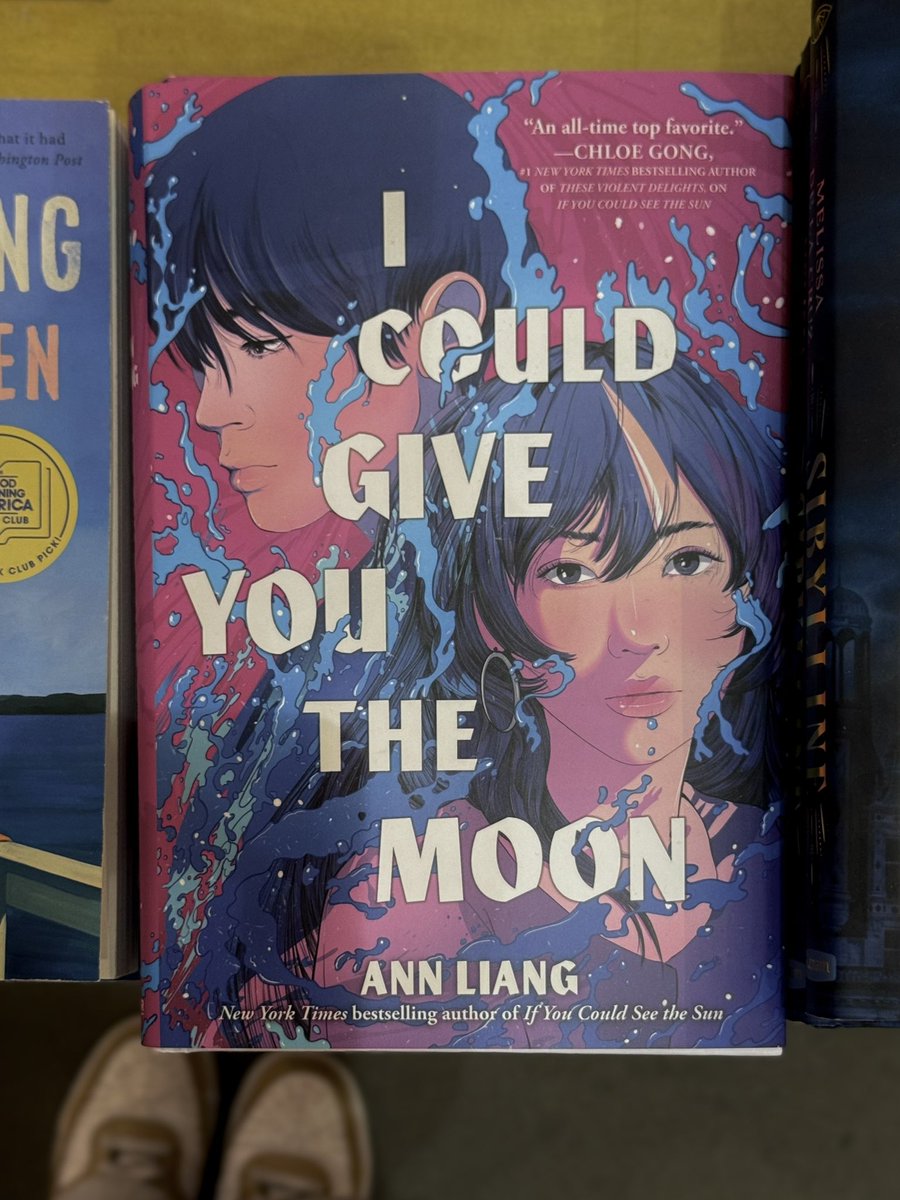jkreadz's tweet photo. i fell in love with the cover and took it home and ended up LOVING IT https://t.co/RBtNgCTi7P