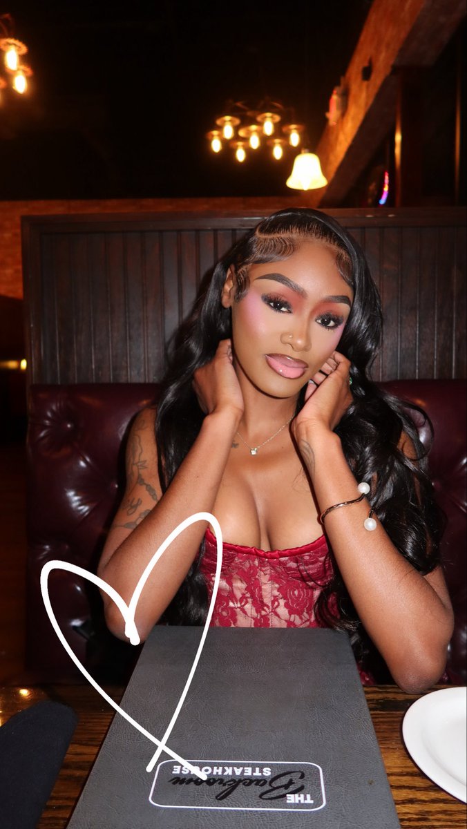 _TeeTeeBae's tweet photo. update: still fine 💕 #birthdayprincess #0513 https://t.co/DErPh28VDF