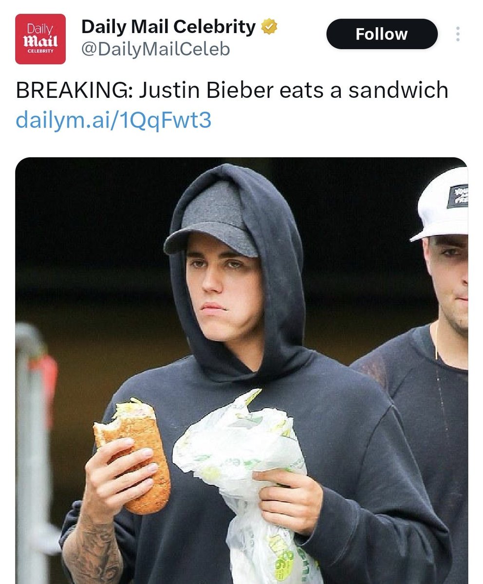 ana tweet media