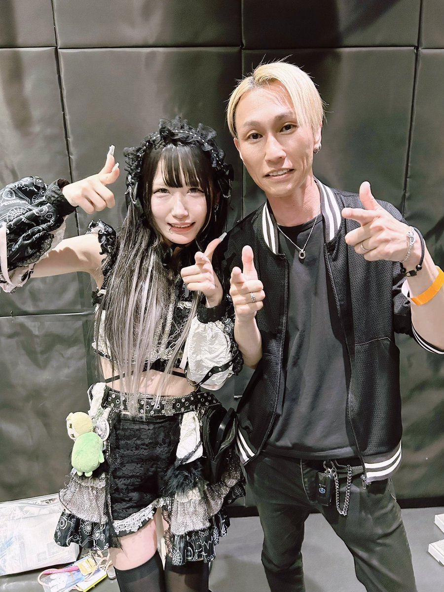 昨日の福ポケ電脳にゃんぱしーうなちゃん、ライブ、物販めっちゃ