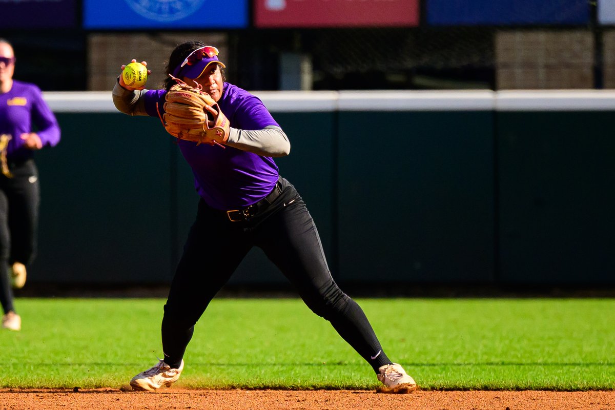 LSU Softball tweet media