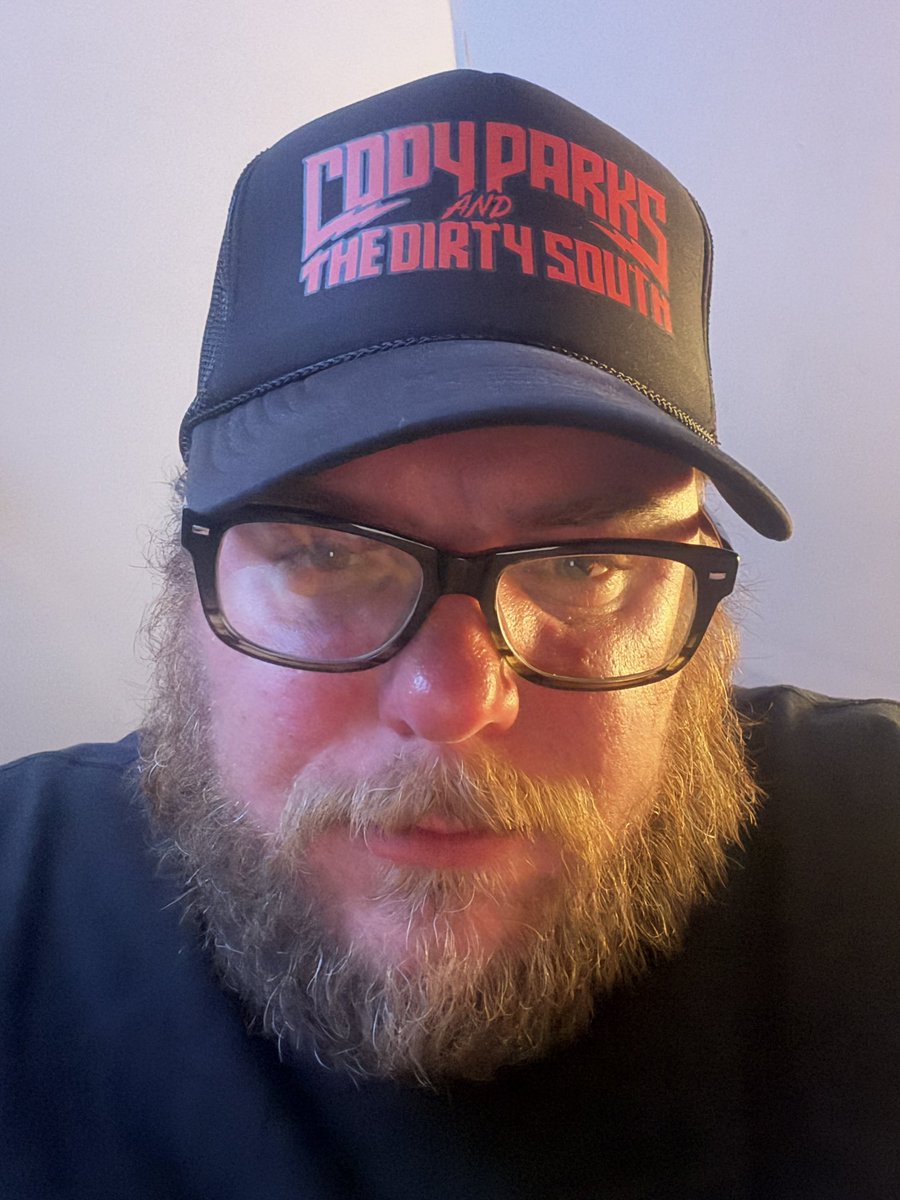 CalllmeMrKrugr's tweet photo. Getting jigh and drink as fuck rocking to @CP_TDS https://t.co/3Y7bXn76cE