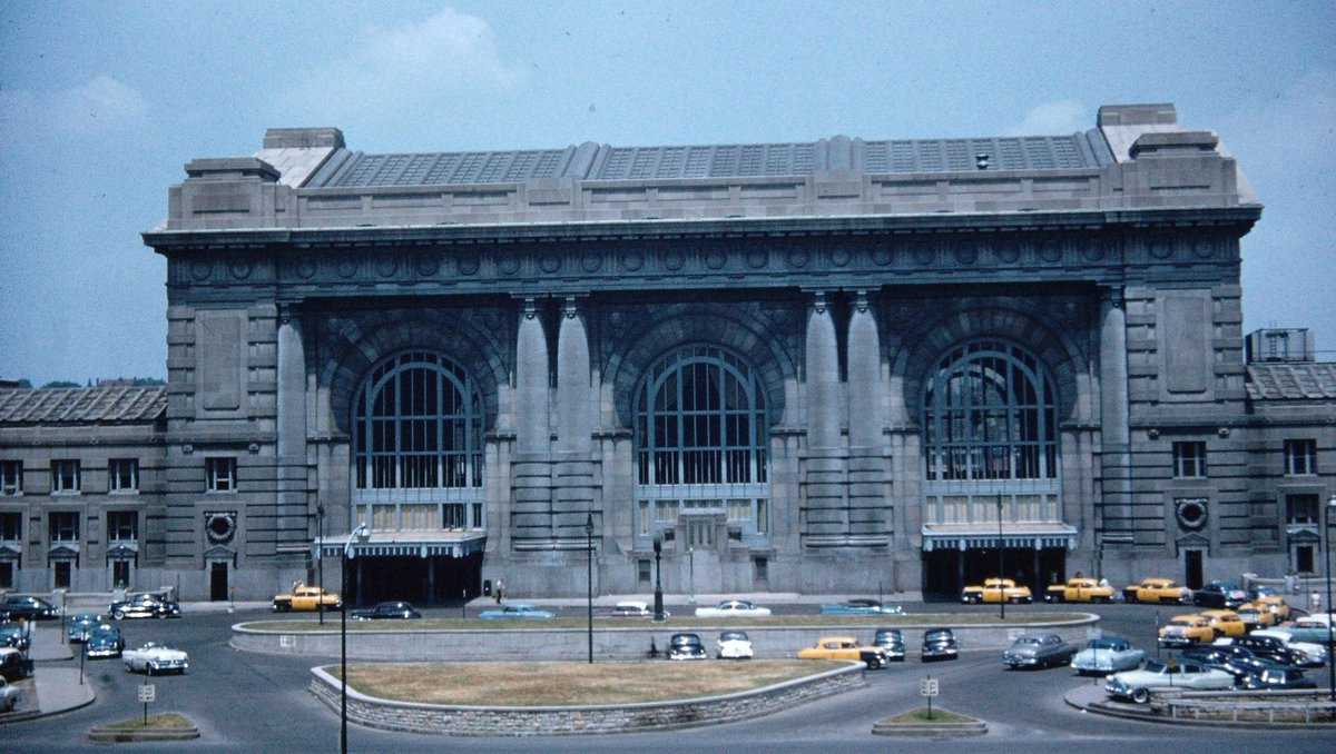 Union Station KC tweet media