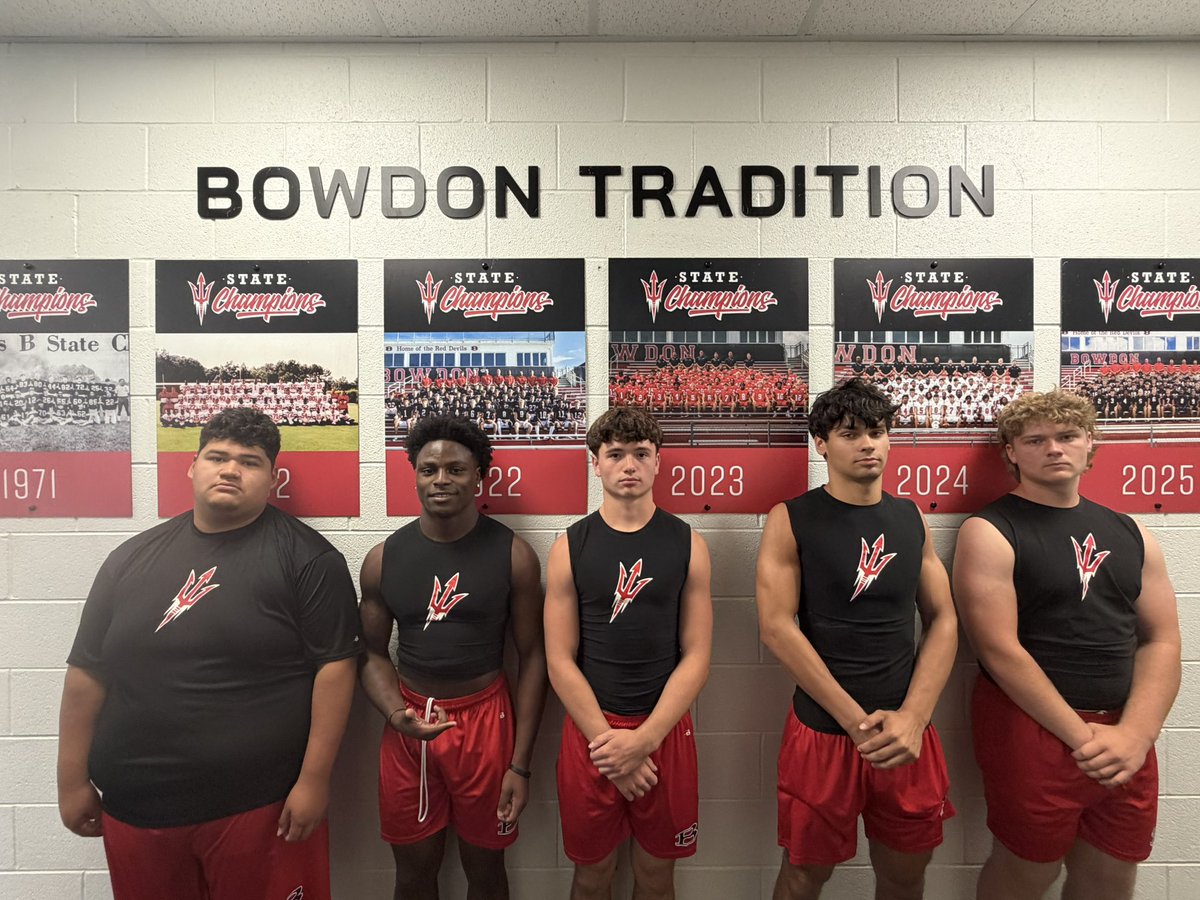 bowdonrecruits's tweet photo. Top 5 Squats per class led by @JohnHarden77 with 530 lbs.

#relentlesseffort https://t.co/qDK8d4yb5V