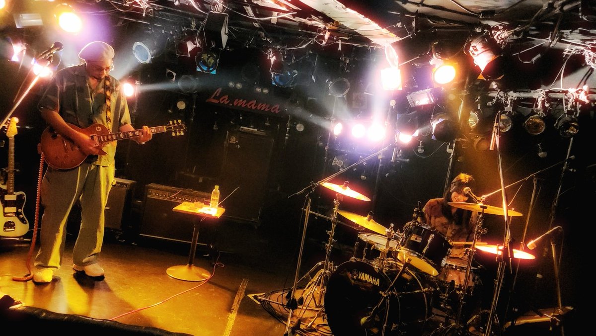 MATRYOSHKA_Vo's tweet photo. どぅーさんのユニット、パドカトル。
確か去年の3月以来のライブです。
アレクさんは辞書登録しているのでつづりを覚えられなくてもPas de quatreと入力できます。
当日は客席から沙織さんとこっそり見守ります。 https://t.co/RTPzLDatdb