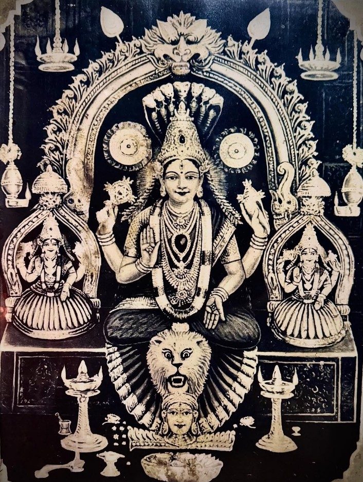 AnuSatheesh5's tweet photo. Mookambika Devi, Kollur 

Kollur Mookambika Temple is situated on the banks of the river Souparnika. This is 1 among 7 Mukthi Sthala created by Parashurama.

Please read some interesting Facts https://t.co/9L1u0oB0mP