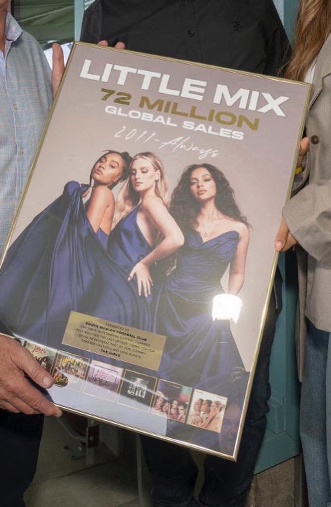 hourly_lmx's tweet photo. fun fact: little mix sold 72 million copies without any help from the US https://t.co/bZsVVgbfmJ