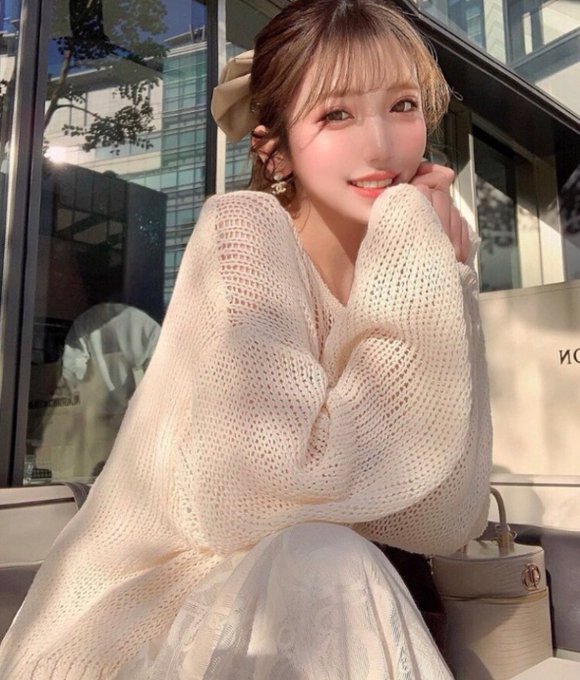💞 tweet media