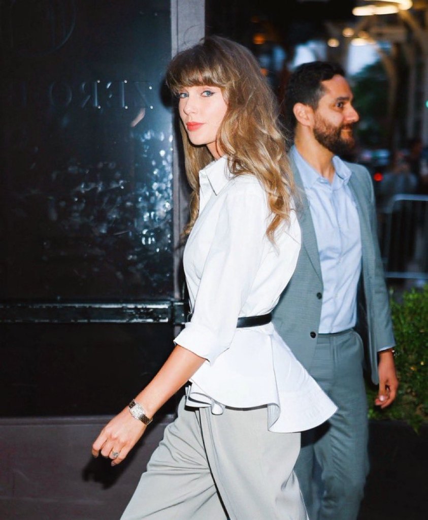 The Swift Society tweet media