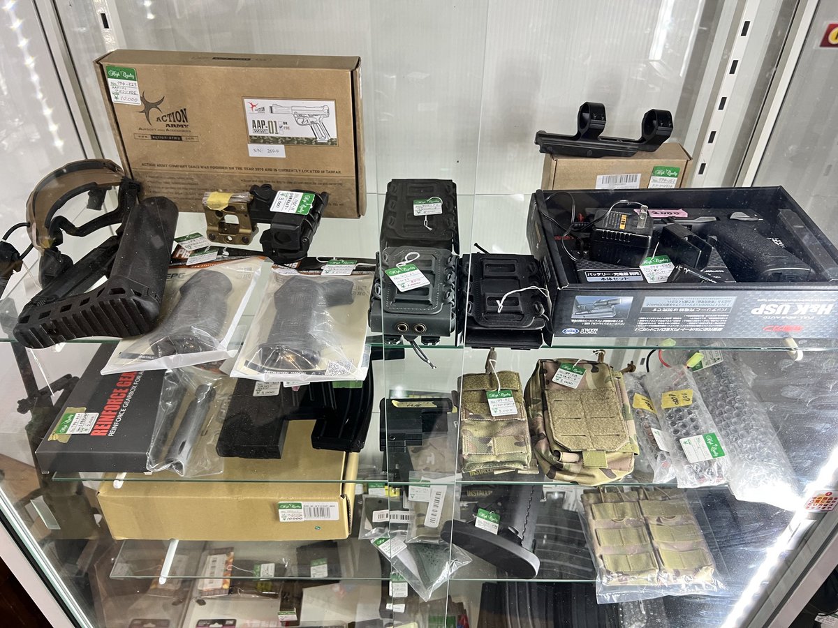 ZERO_IN_990's tweet photo. 本日も営業開始❗️
ゼロからスタート出来るショップ『ZERO-IN』です♪

新品商品、委託販売、シューティングレンジ利用可能です。

正面ゲートは閉めていますので、
裏口より入場お願いします。

#ミリタリーショップ #ZeroIn #サバゲー #山形 #ZAO #No990 #ゼロイン https://t.co/Yr2Z6UugIL