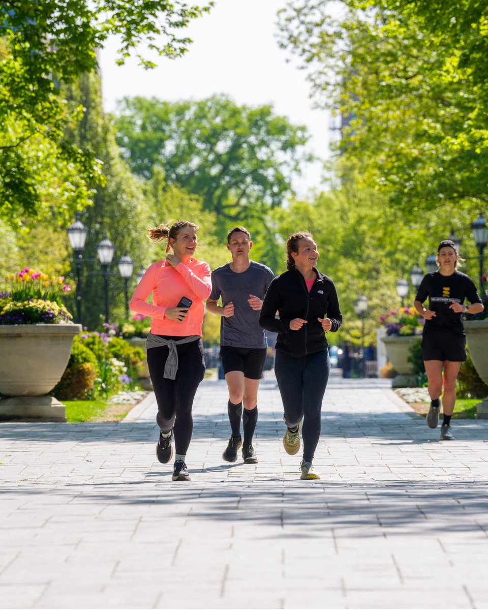 The University of Chicago tweet media