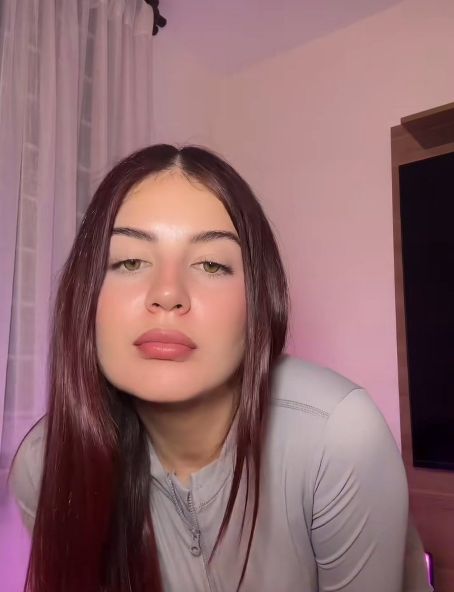 Isabela tweet media