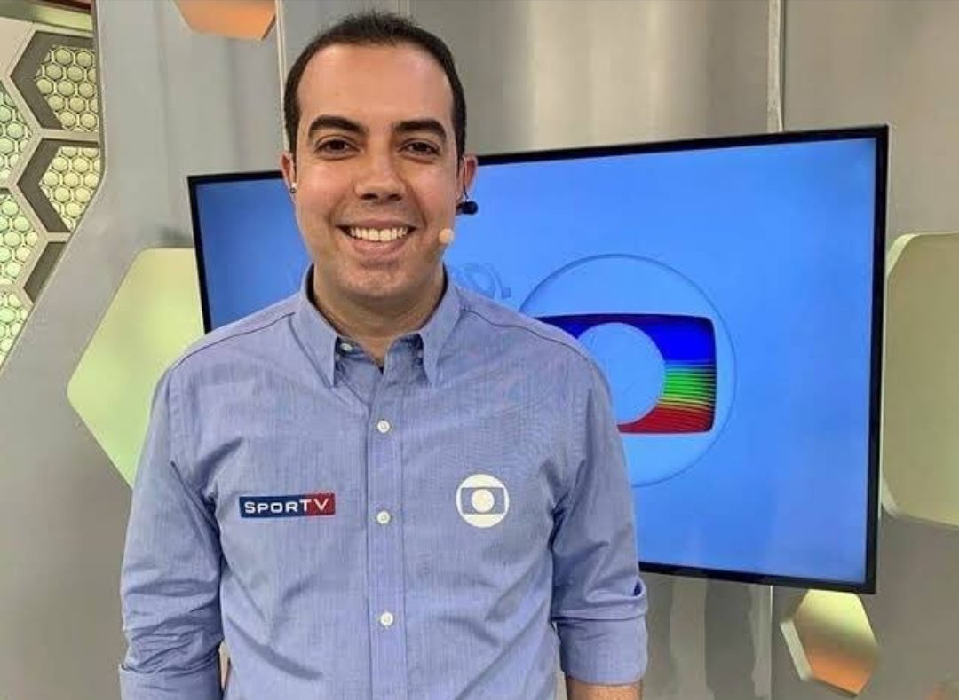 Noitedecopa's tweet photo. Já falei outro dia e repito: um dos melhores narradores do Brasil hoje se chama Antero Neto.

Baita narração dele em Vitória x Flamengo! https://t.co/tnCip5Qn4E