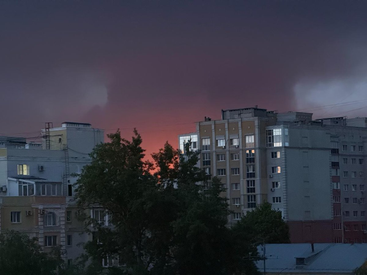 63ru's tweet photo. Беспилотники атаковали жилые дома и завод в Рязанской области: есть пострадавшие
https://t.co/OWv2XjghKu https://t.co/Tyxxl1J2pf