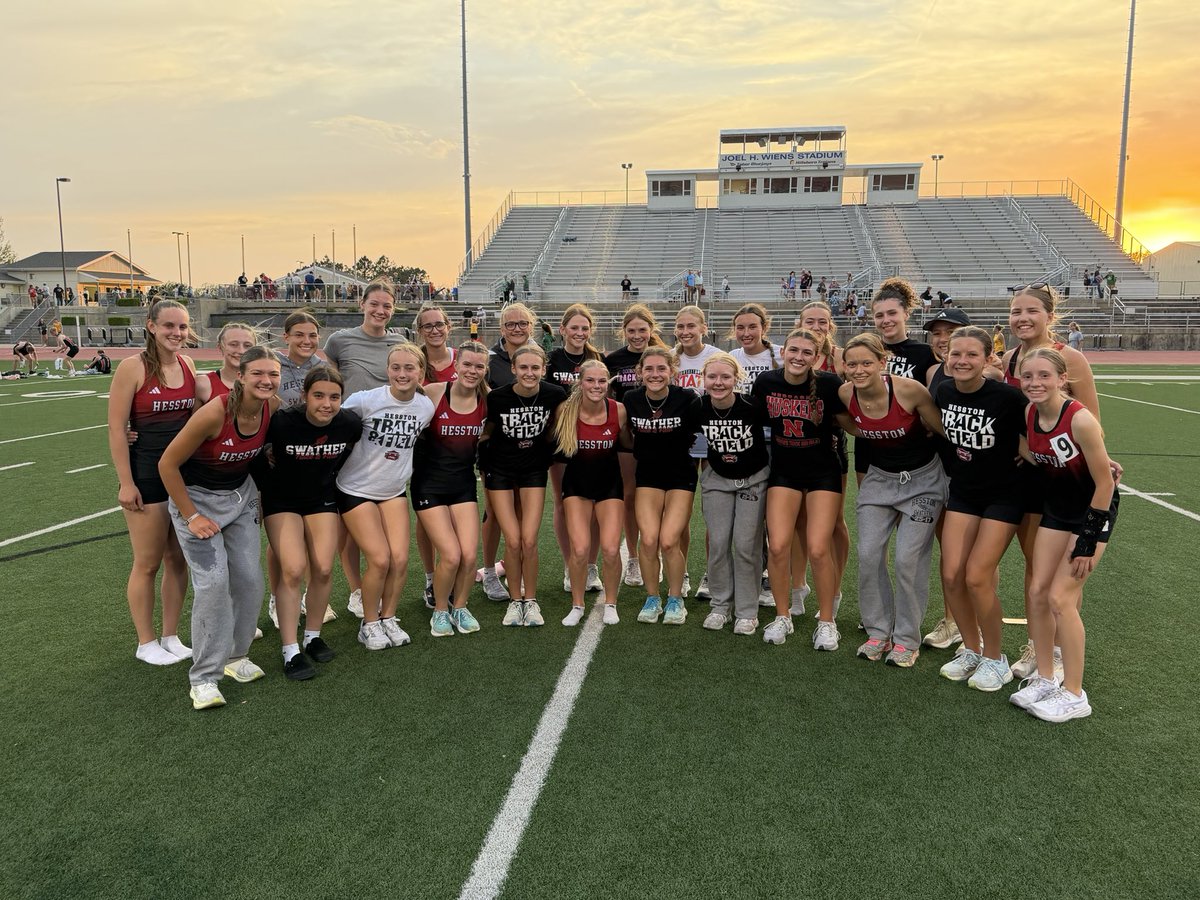coach_rewerts's tweet photo. LEAGUE CHAMPS!!!🏆🏆🏆🥇 Doubled Up Tonight!! https://t.co/g1H3KUQTAe