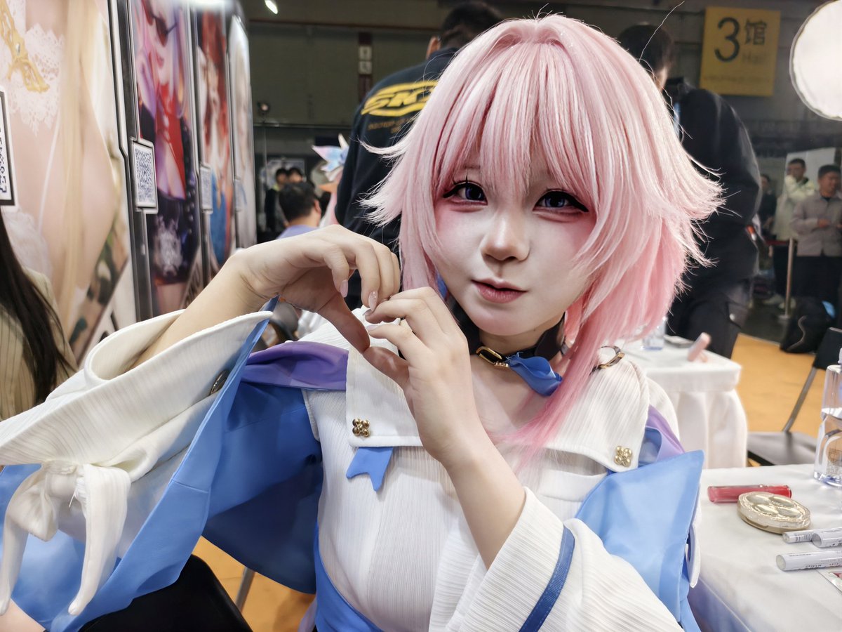 externalsaber's tweet photo. cos:@_mewcos
#崩坏星穹铁道
#三月七 #AM03
#上海 https://t.co/mIfwPUQyzK