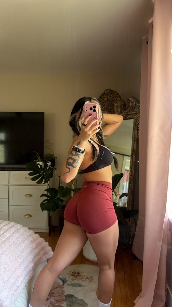 Lyla tweet media