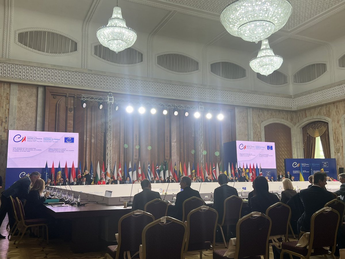 PYFux's tweet photo. Chisinau, capitale de la République de Moldova, où se réunit aujourd’hui le Conseil de l’Europe https://t.co/M0cM7EjW5c