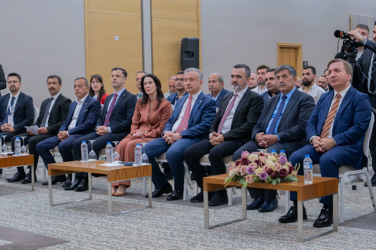 Erzincan Binali Yıldırım Üniversitesi tweet media