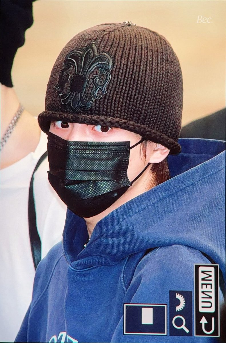 cindy1007_'s tweet photo. 260515 safe flight🫳🏻

#JAKE_ENHYPEN #ENHYPEN_JAKE #심재윤 #ジェイク #엔하이픈_제이크 #제이크 https://t.co/WiK2cfMSKP