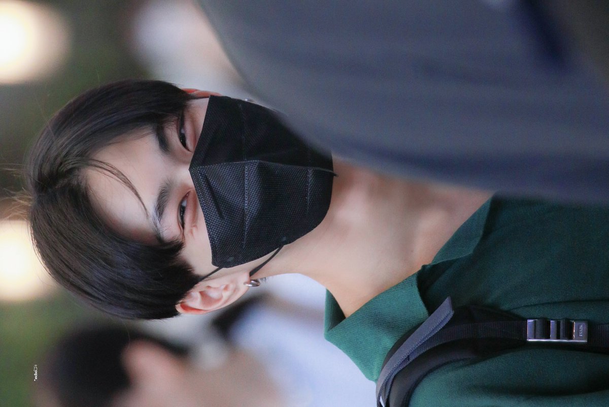 echo_1S9W's tweet photo. 260515 HD
#엔하이픈 #양정원 #정원 #ENHYPEN #JUNGWON https://t.co/qT217ZZIww