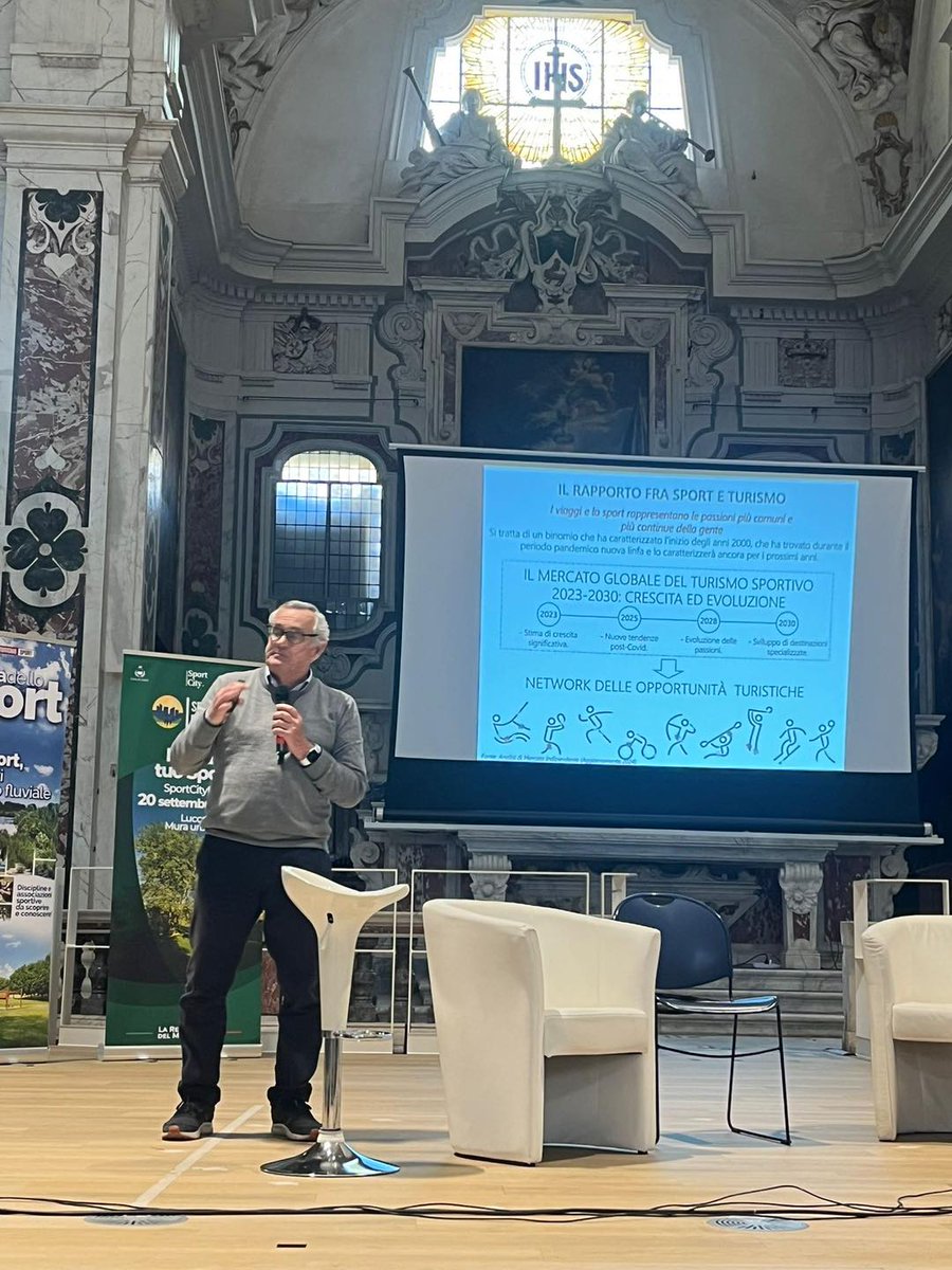 CSTfirenze's tweet photo. La crescita del turismo sportivo e le opportunità per i territori, in particolare per la Toscana: è stato il tema affrontato dal direttore di CST Firenze, Alessandro Tortelli al convegno "Lucca sceglie lo sport".

Al convegno sono intervenuti istituzioni, esperti ed operatori. https://t.co/XhcWRUPpiN